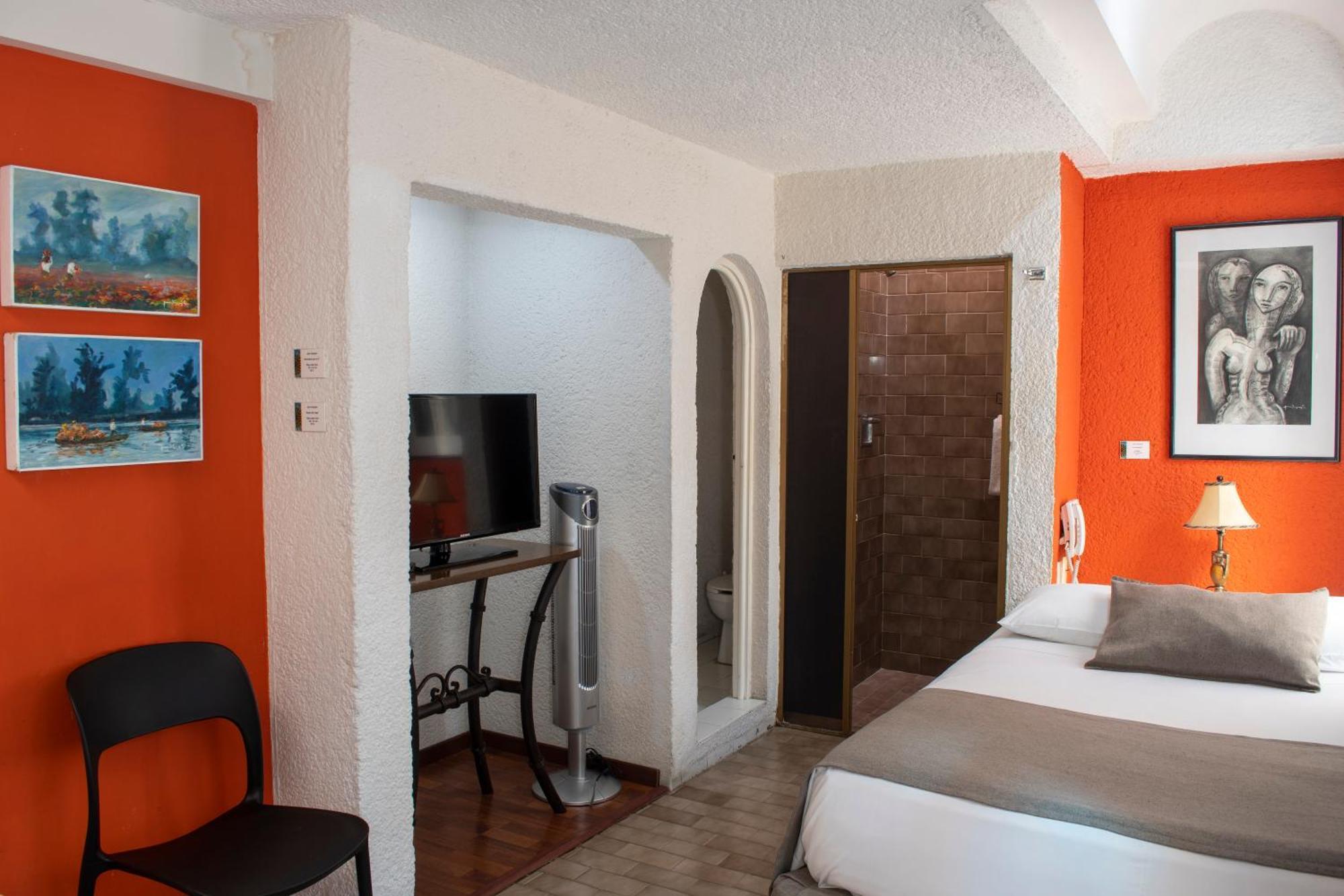 Portico Hotel & Galeria Morelia Exterior photo